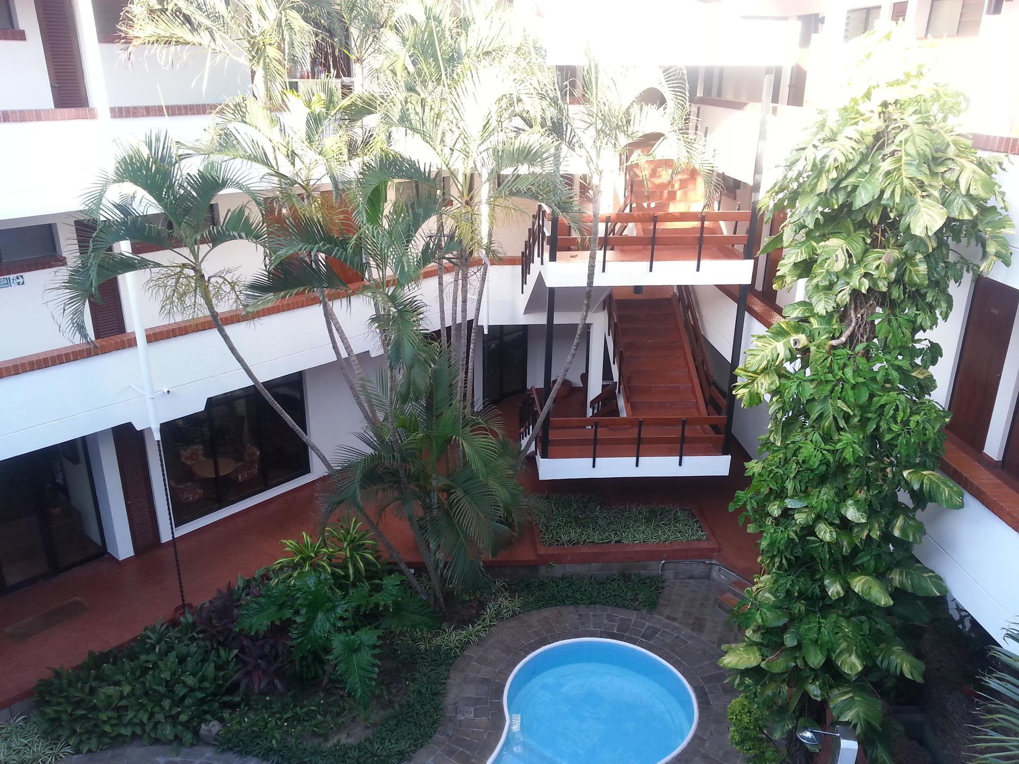 Las Palmas Santa Cruz de La Sierra Exterior foto